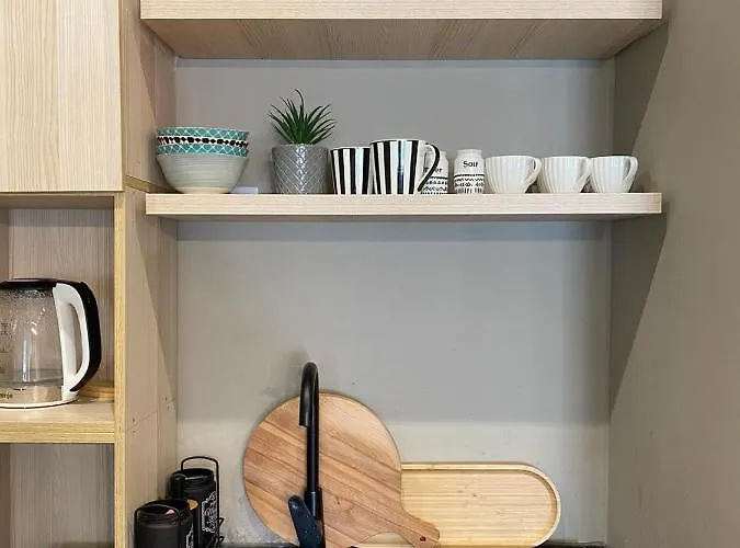 Qerret Boutique * Golem (Tirana)